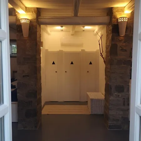 Βίλα Antinaxos Αμπελάς