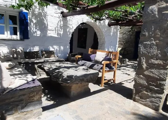 Βίλα Antinaxos Αμπελάς